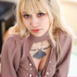 塩対応金髪ギャルがインタビューで即メス堕ちwww欲求強すぎて即ホテル！乳首ピアス敏感ギャル、ジュボ手コキ＆グラインド騎乗位で自分から腰振りまくり。バック激ピストン無許可中出し→精子漏れジョボフェラ→突き上げ正常位鬼ピス、最後は乳首ピアスにぶっかけ発射◆